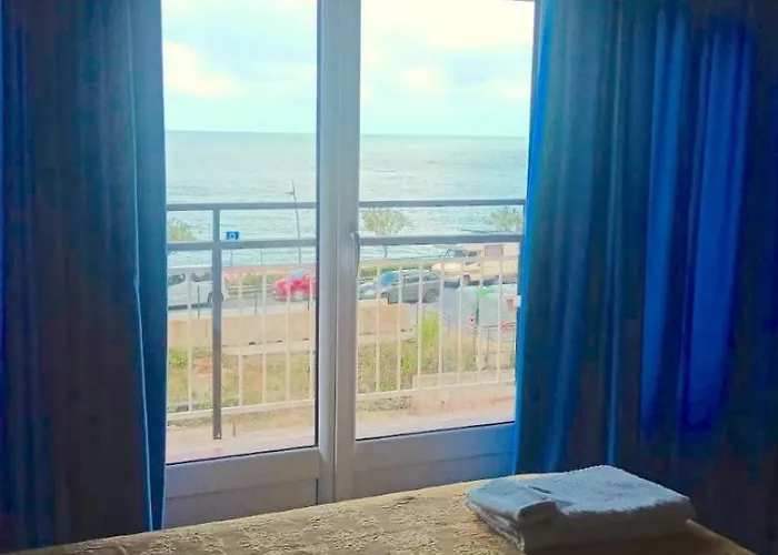 B&B Solana